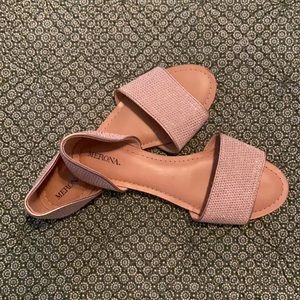 Merona size 8 flats